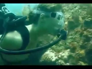 Scuba 性別 夾 電影