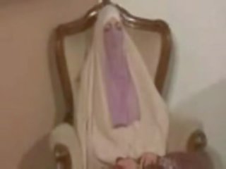 Vídeo. .hard fcking con impresionante hijab hija - x264
